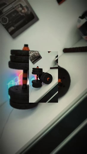 Juego de Mancuernas con Barra Ajustable – 9 kg Transforma tu entrenamiento en casa con este juego de mancuernas con barra de pesas ajustable. Diseñado para entrenamiento de fuerza y tonificación, incluye discos de peso que puedes ajustar según tus necesidades. Empuñadura antideslizante: mayor seguridad y comodidad durante tus ejercicios. Barra versátil: ideal para curl de bíceps, press de pecho, tracción y más. Discos de peso incluidos: ajustables para personalizar tu rutina de entrenamiento. Ma