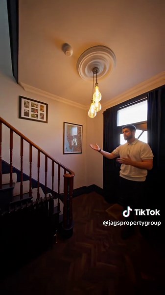 👀Check this Stunning Three-Bedroom Period Home on Darnley Street, Gravesend🏡 ✨Guide Price £450,000 - £500,000✨ Features 🛏️ Three Bedroom ☑️ Cellar ✔️ Original Features ✅ Refurbished To Exceptional Standard 🍽️ Open Plan Kitchen/Diner 🌸 Low Maintenance Rear Garden 🚽 Downstairs WC & Utility Room ✅ Great Location 📍 Close To Local Train Station Contact us today! 📞 Call Us: 01474 643101 📧 Email: josh@jagspropertygroup.com 💻 Website: www.jagspropertygroup.com #Dreamhouse #CommunityLiving #UKp