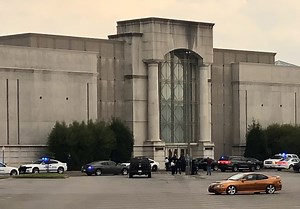 Are malls dying? Questions arise for Wolfchase, Oak Court