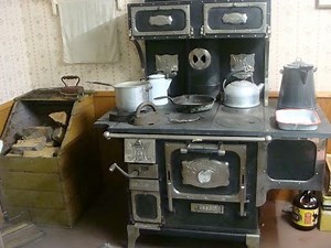 1920s Kitchen: A Look Back, Rice County