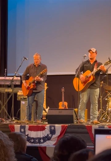 The local duo of Nick Polito & Pete Franczyk got the crowd ready for Lee Greenwood! Wow, they were excellent! | Uniontown/Fayette County PA Events