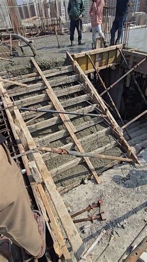 How to fill steps in a building with a ready mix concrete pump line #pumpworks