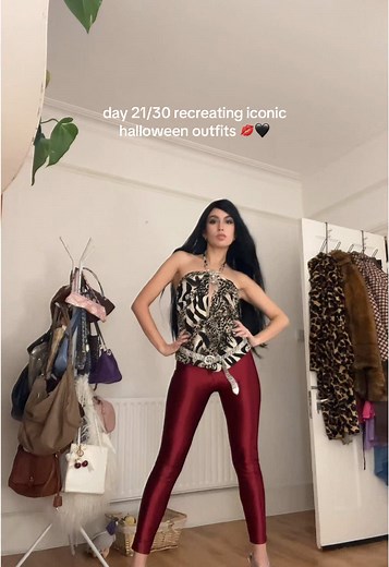 Day 21 | Raquelle from Barbie Life in the Dreamhouse 💋🖤 #raquelle #barbielifeinthedreamhouse #halloween #halloweencostumeideas #halloweenoutfit