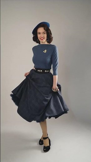 1950s Circle Skirt Plaid Blue by Vivien of Holloway | Classic Style & Timeless Fashion