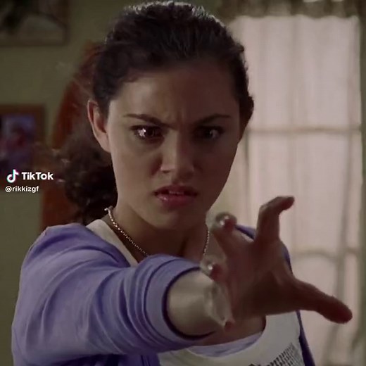 Badass Mermaids: Hydrokinesis Powers and Water Manipulation