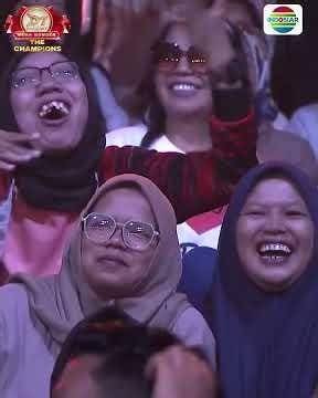 Haha! Bunda Lesti sama Melly bikin tren at least challenge bikin semua ketawa😂 #shorts