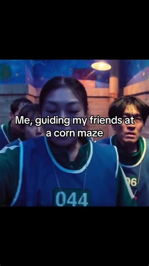 Navigating the Corn Maze: A Fun Guide with Friends