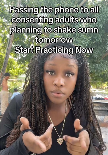 Ion care if you shaking for yourself or someone else get to woorrkk 😜🤭☺️💓💓💓💓 #valentinesday #fyp #igalana_luv27 #dancetherapy