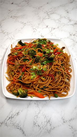 Crunchy vegetable noodle stir fry made vegan