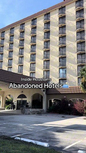 Abandoned Houston Suite Hotel: 243 Rooms, Pool & More!