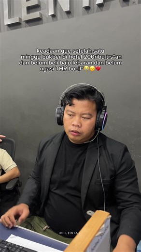 open donasi😞😞😞😞 Foto Grup 25k/orang! Di Karawang!🤪🔥 • free all files✅ • dapat cetakan 4r✅ • free pakai aksesoris✅ • ruangan dingin✅ TAG temen kamu dan booking sekarang🤩 ➖➖➖➖➖➖➖➖➖➖➖➖➖➖➖. ✨ : @milenial.studio 📍 : Ruko Lemon 1A Samping Jelita Optik (di sebrang Super Indo Galuh Mas Karawang) 💰 : Pricelist DM Admin 📝 : WA : 0821-2014-4081 / dm ig Milenial ⌚️ : 11:00 - 20:00 ⏩ Like, komen & share ke bestie kalian kalo kalian suka postingan ini ➖➖➖➖➖➖➖➖➖➖➖➖➖➖➖. #studiofoto #groupphoto #selfph