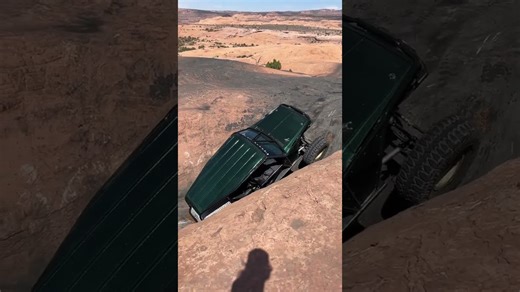 It’s a Moab thing • • #jeeplife #ejs22 #ejs2022 #jeepcherokee #milestartires