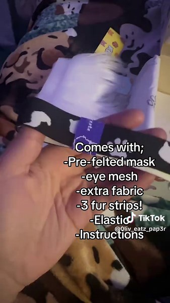 Unboxing a Customizable Furry Mask Kit