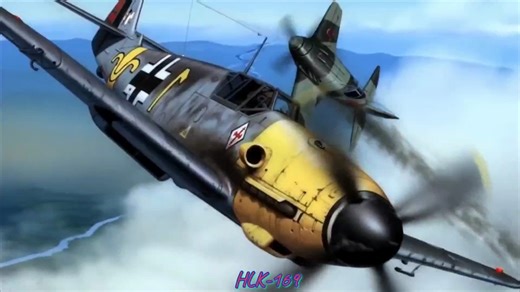 HLK-169一架机身略显破旧Bf 109战斗机飞机仿佛经历过激烈的战斗