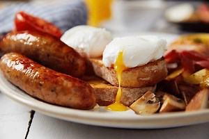 How do you like your eggs? At Bella, we serve them fried, scrambled or poached - try them now on our £5 breakfast menu! | Bella Italia