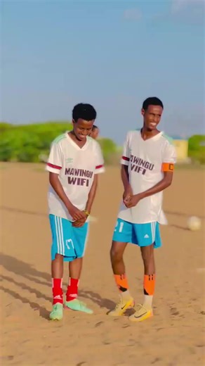 #little joy@LÚQMÆN🇰🇪 @MUNAWAR PHOTOGRAPHER 🎥📸 @𝐇𝐀𝐊𝐈م𝐈🤙🇰🇪 @MILTON-FOOTBALL-CLUB