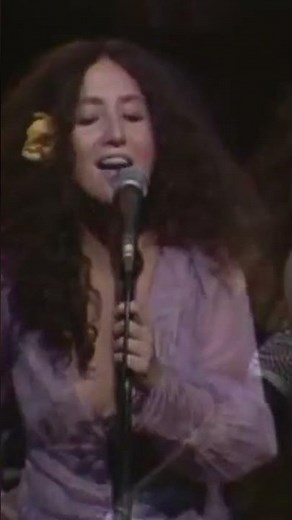 Maria Muldaur: Midnight at the Oasis#mariamuldaur