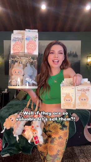 Do you collect anything? 😚 | Dare Taylor