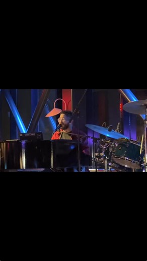 23K views · 109 reactions | Jeremy Garcia ta interpreta e exito di Jeon y Ataniro “Dushi Bida” den Mondi Sky Lounge. Rubiano exitoso na Hulanda. | 24ora | Facebook