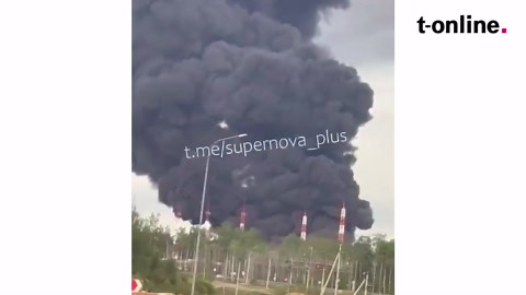 Ukraine attackiert eine Raffinerie in der Region Moskau mit Drohnen