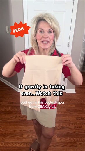 I've never worn a body shaper but gravity has been taking a hold as I've gotten older. This body shaper from @OEAK-Bras helps put everything back in its place. It's comfortable and doesn't roll down which is a plus. Check the cart for pricing and promo details happening right now. #oeak #bodyshaper #bodyshapers #girdle #tummycontrol