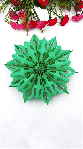Easy 3D Paper Snowflake for Winter Decor | Christmas 3D Paper Snowflake DIY 3D Paper Snowflake, Paper Snowflake, Ornament Tutorial, Holiday Craft, 3D Paper Snowflakes, Beautiful 3D Snowflakes, Craft from Paper, Winter Decoration, 3D Snowflake DIY, 3D Snowflake Craft for All Ages 📄 Video Description: 🎄❄️ DIY 3D Paper Snowflakes | Stunning Winter & Christmas Decor! ✂️✨ In this video, learn how to create beautiful 3D paper snowflakes that add a magical touch to your winter and holiday decorations