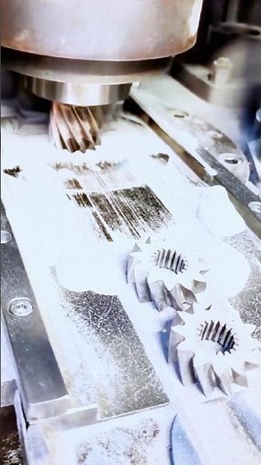 정밀 밀링 머신 금속 기어 가공 공정 #worker #process #milling #machining #gear #work