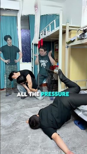 Three Roommates. Three Jumps. Zero Survivors. 💀😂 (@小陈不憨) #shorts #funny