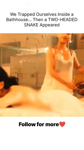 movie clips on Instagram: "​🎬 Movie: Snake 3: Dinosaur vs Python ​⭐ Genre: Action | Adventure | Horror ​⏳ Runtime: 1 hour 25 minutes ​🌟 Rating: 4.1/10 (IMDb) ​☀️ Cast: Chen Zihan, Luo Liqun, Li Ruoxi ​📖 Overview: ​The film follows a group of people on a sightseeing trip who find themselves stranded on a remote island. They soon discover the island is home to prehistoric creatures and mutated giant snakes. The story centers on a mother's desperate struggle to save her daughter after she is sna