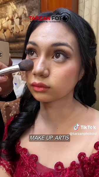 Momen Wisuda Berkesan di Tarzan Foto!