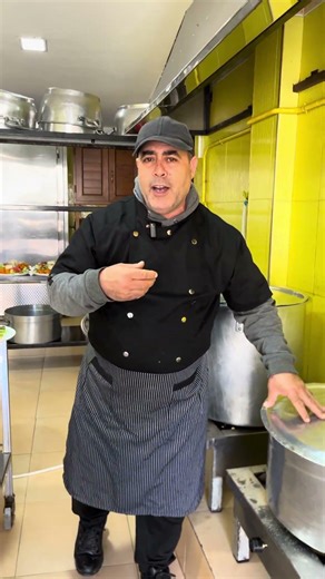 #Chef, Mohamed, 525 salle des fêtes 6 ￼ palmier, Alger ￼ Ain Taya ￼