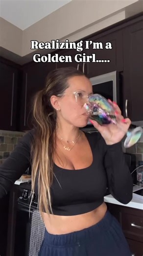 Beauty • Wellness • Funny stuff on Instagram: "I’ll be 41 in Feb #goldengirlreel #41yo #funnymomvideos"