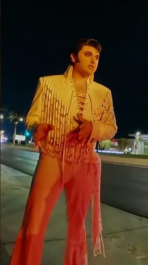 Elvis' Precious Priscilla Gets Towed?! | Sin City Tow | Discovery Channel