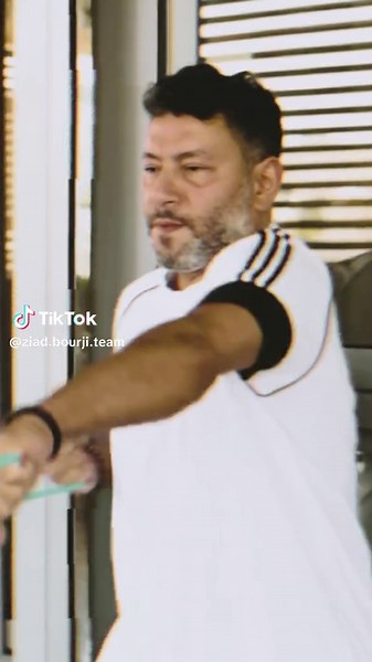 ثمّ تنهد وقال.. #ZiadBourji #ziadbourjiteam #زياد_برجي @ziadbourji @محمد برجي @Ziad Bourji @باسط مصر🎤