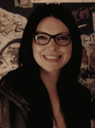 Exploring the Life of a Prison Wife in OITNB