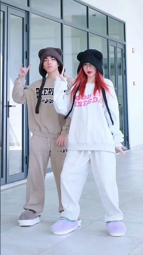 Đầu lòng 2 ả Tố Nga ‪@ciinciinciin‬là chị em là ‪@Nam23official‬ #shorts
