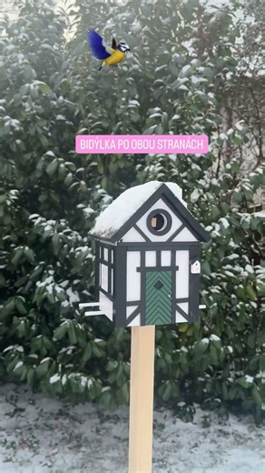 🐦 WILDLIFE GARDEN 2 v 1 Krmítko přes zimu, ptačí budka na jaře🌞 Ručně vyráběná👐🏻 Dřevěná🌳Celoroční❄️