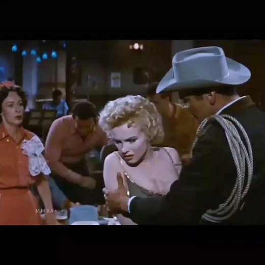 Marilyn Monroe "Give me back my tail". Bus Stop 1956