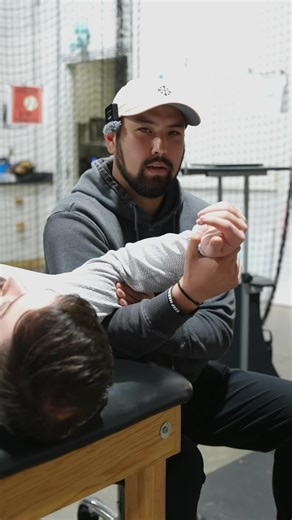 Managing Frozen Shoulder: Slow Progression is Key