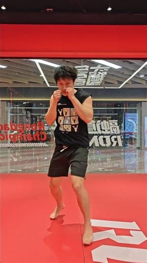 Master Basic Punching with Jumping Steps - Perfect for Fighters