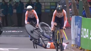 32K views · 471 reactions | This crash was undoubtedly dramatic, but let's take a closer look at what’s actually to blame here ➡️ bit.ly/3DHtrkN | CyclingTips | Facebook