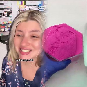 This radiates the same energy as “if there’s no price tag then that means it’s free” 😭