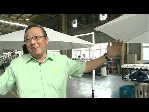 Il est le n°1 mondial du parasol