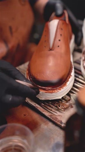 Gifennse | Handmade leather Brown Sneaker making process #sneakers #shoes #usa #leather H