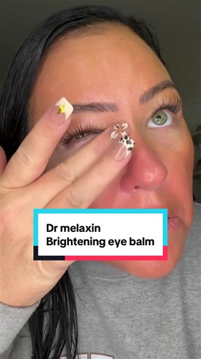 If dark circles are not invited into your 2026 glow up, this is your sign 👀 This eye cream targets dark spots and under eye shadows while keeping the skin smooth and hydrated. Lightweight, easy to layer, and perfect for tired mom mornings. @Dr.Melaxin Global #EyeCream #GlowUpSeason #SkincareRoutine #TikTokShopStockUp #DarkCircleCare