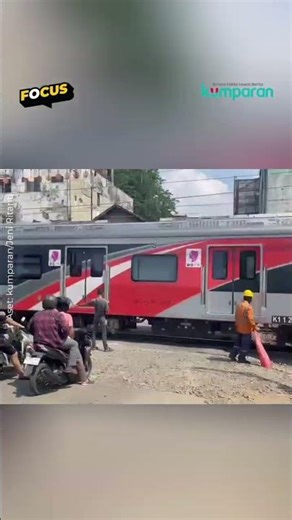 Palang Pintu Dipasang di Perlintasan yang Jadi TKP Taksi Tertemper KRL di Bekasi Timur