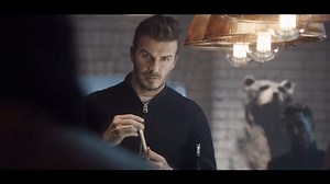 Musique de la pub H&M avec David Beckham