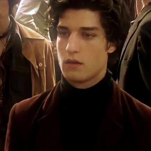 lolaablack𝜗𝜚˚⋆ (@lolaablack)’s videos with original sound - lolaablack𝜗𝜚˚⋆