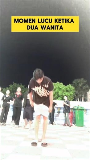 funny moment when a young man pranks 2 beautiful women ‼️‼️‼️#lol #funny #prank #hilarious #funny...