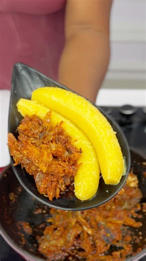 Student food series — Day 6 (boiled plantains and dried fish stew)